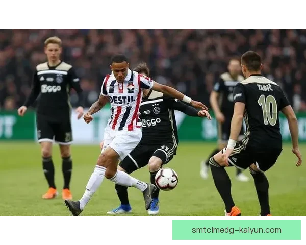 贾汉巴赫什在费耶诺德表现稳健，球队状态逐渐回暖，值得关注。